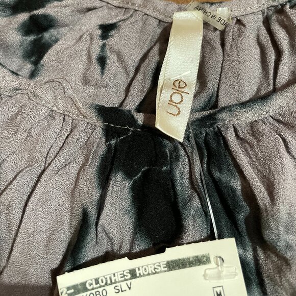 Elan Grey Blouse size Medium - Picture 3 of 3